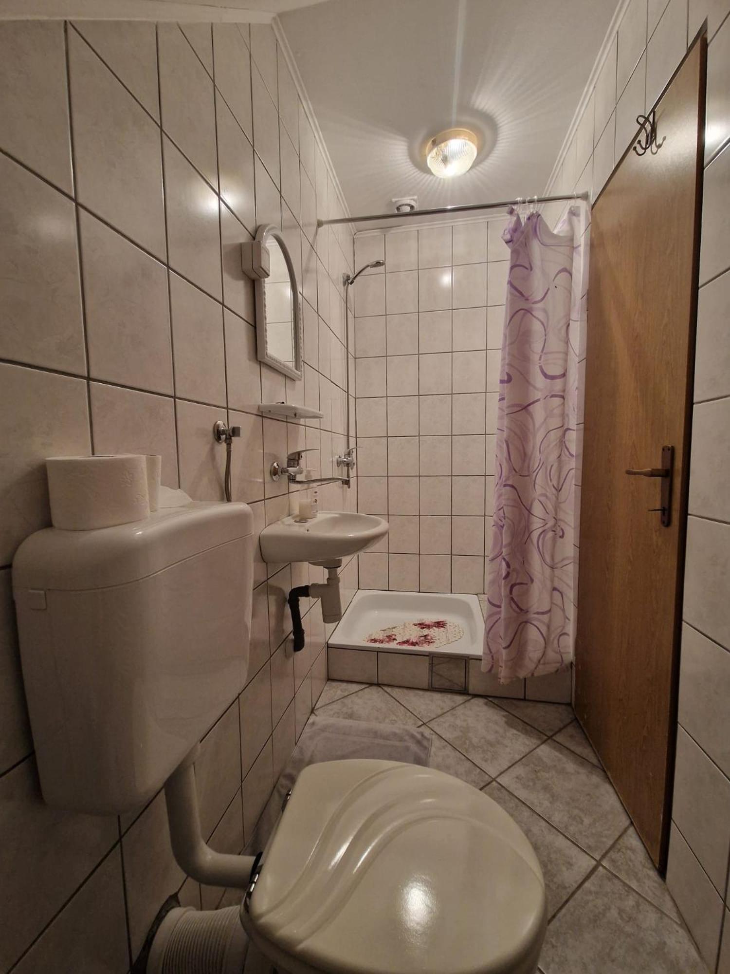 House Luketic Hotel Rastovaca Bagian luar foto