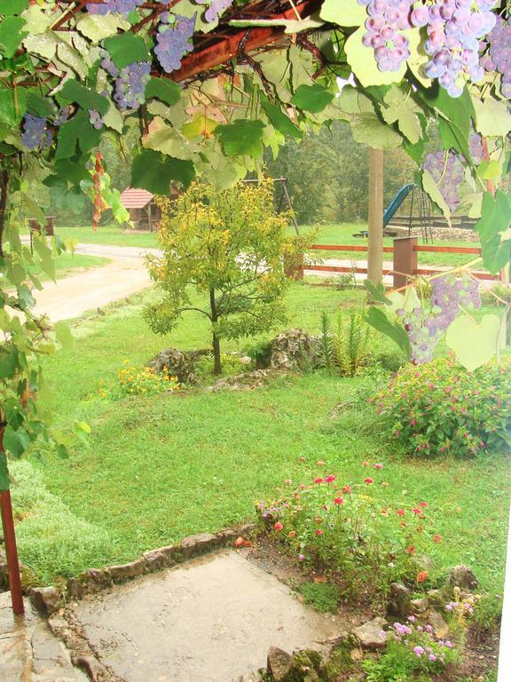 House Luketic Hotel Rastovaca Bagian luar foto